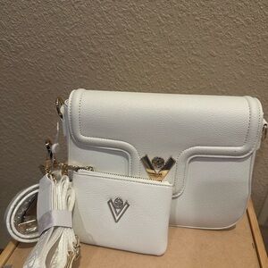 Elegant White Leather Bag Set